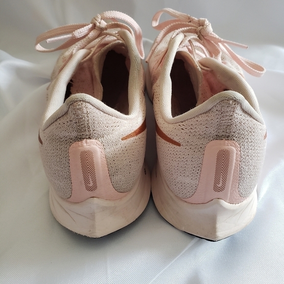 Nike Zoom Pegasus 36 Running Shoes Sneakers Rose Gold Pink Womens Size 9 - Picture 6 of 10